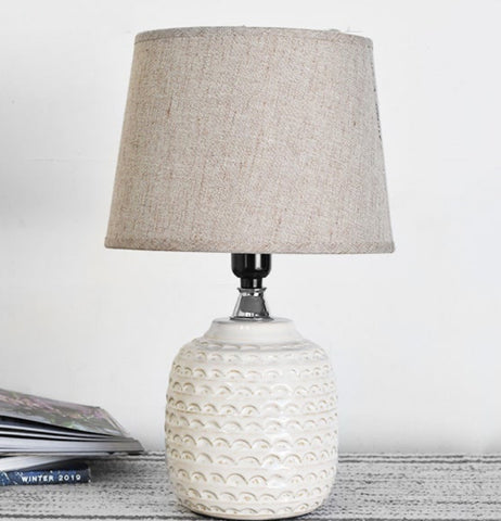 White Scallop Lamp